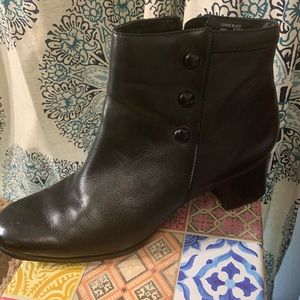 Croft & barrow black leather booties square toe
